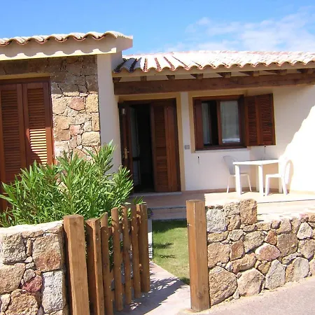 Casa Santoreggia Olbia, Porto Istana, * Murta Maria